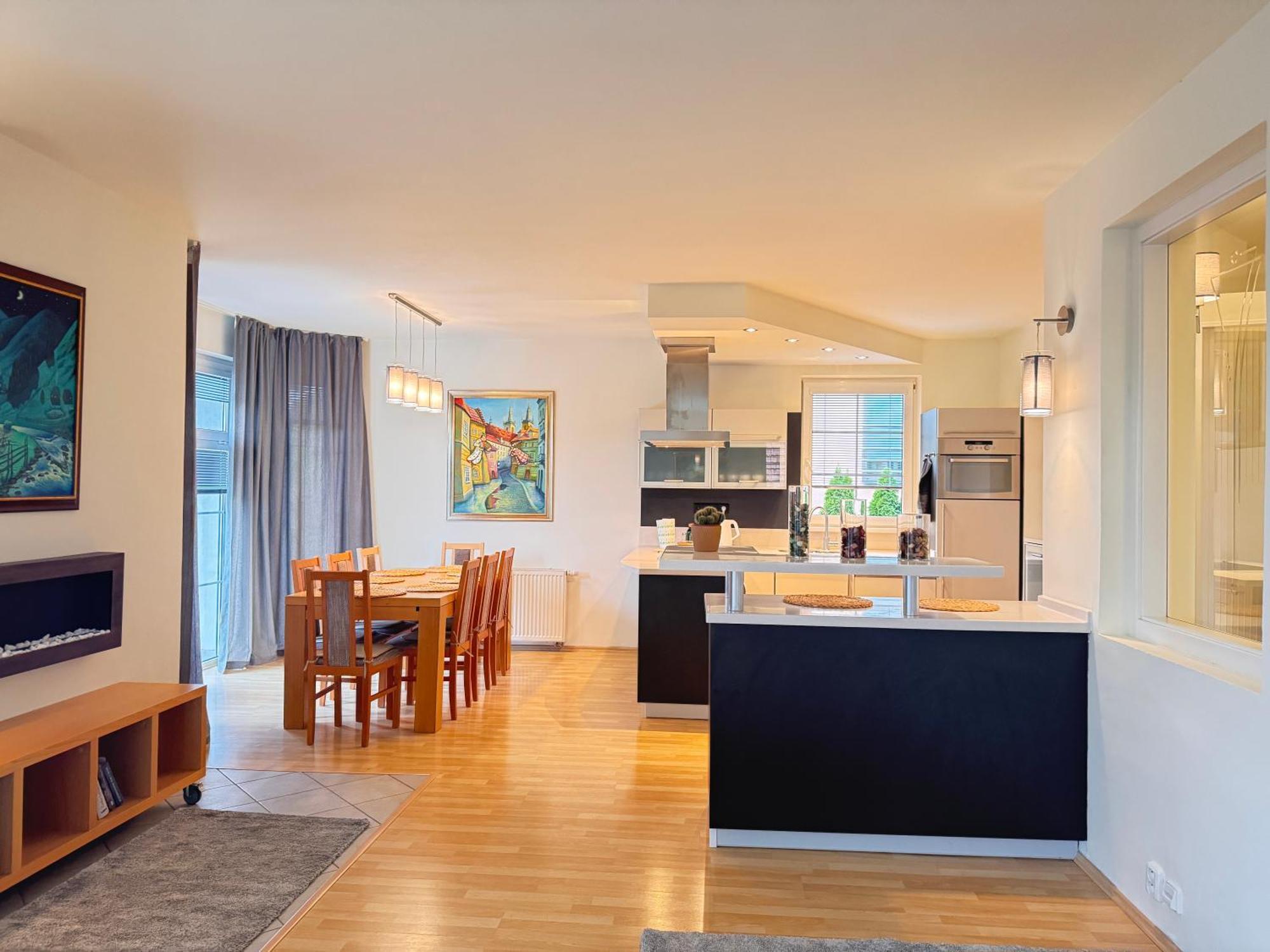 Diamondvilla, 4 Bedroom Apartment, Garden & Spa Prag Dış mekan fotoğraf